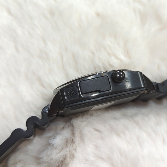 Martian Notifier Watch - Picture 6 of 6